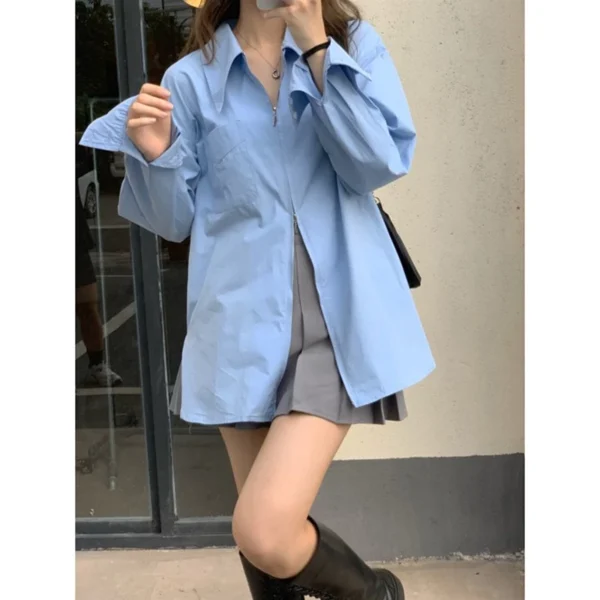 เสื้อเชิ้ตมีซิปบน-ล่าง แขนยาว คอปก โอเวอร์ไซส์ สีฟ้า
